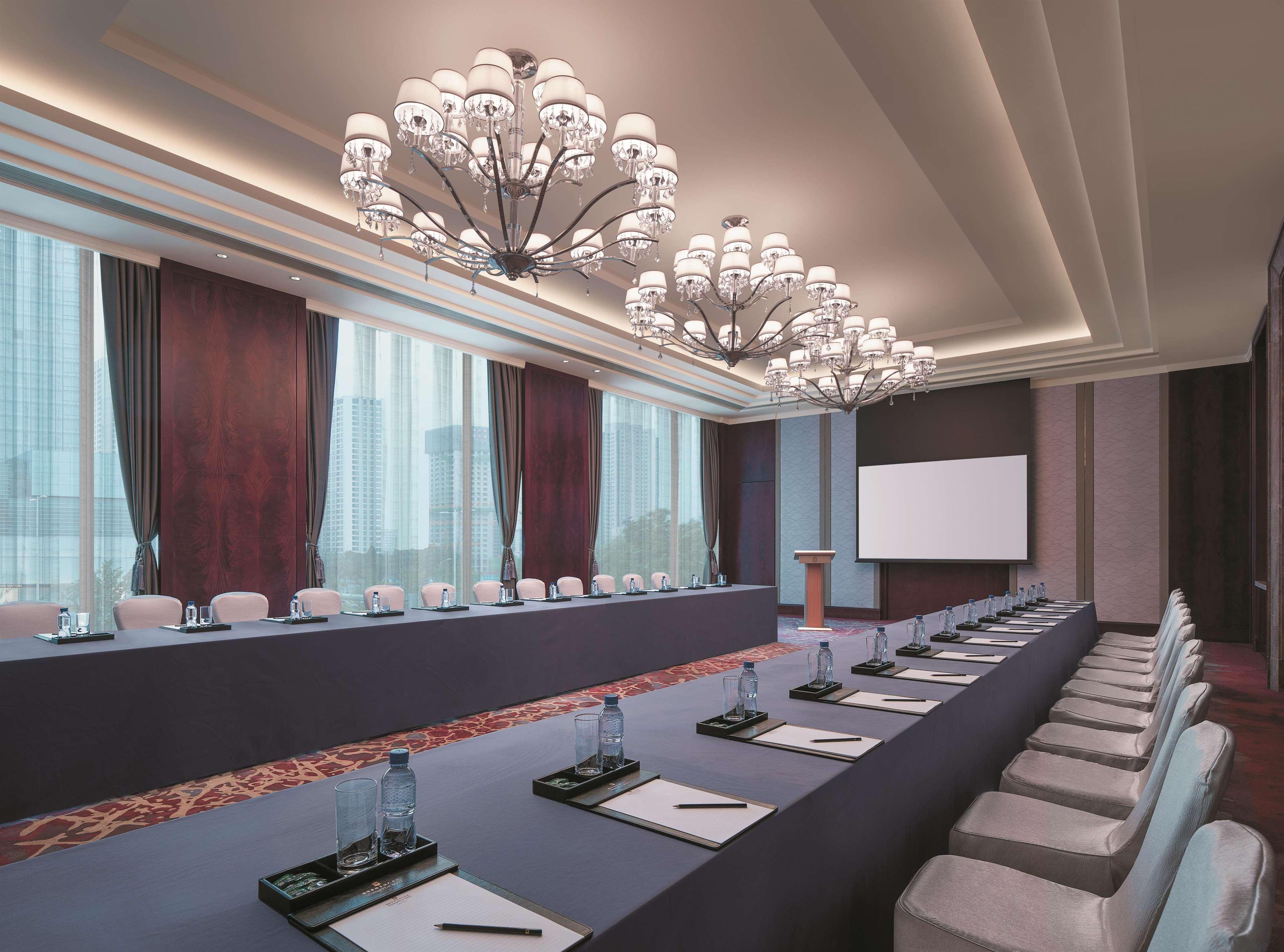 Shangri-La Shenyang Exterior photo